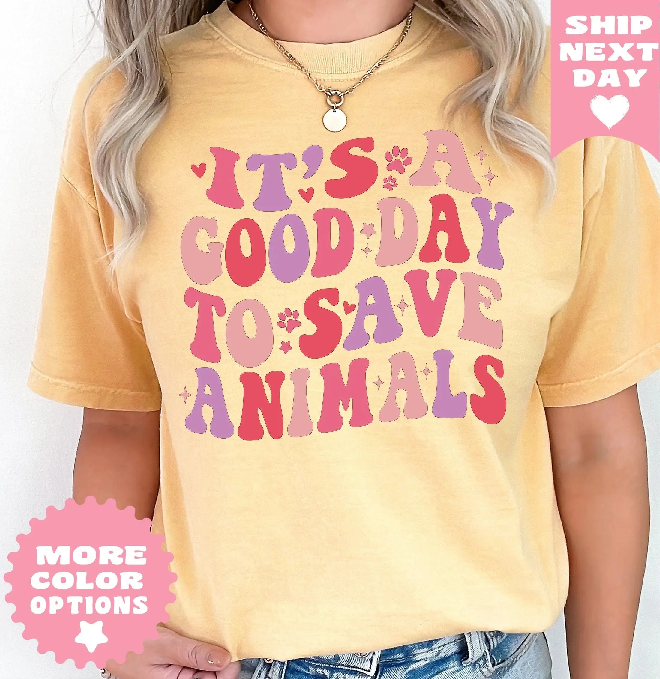 It’s A Good Day To Save Animals T Shirt, Vet Tech Shirt, Vet School Gifts, Gift For Veterinarian, Dog Lover, Cat Lover, Dog Paw