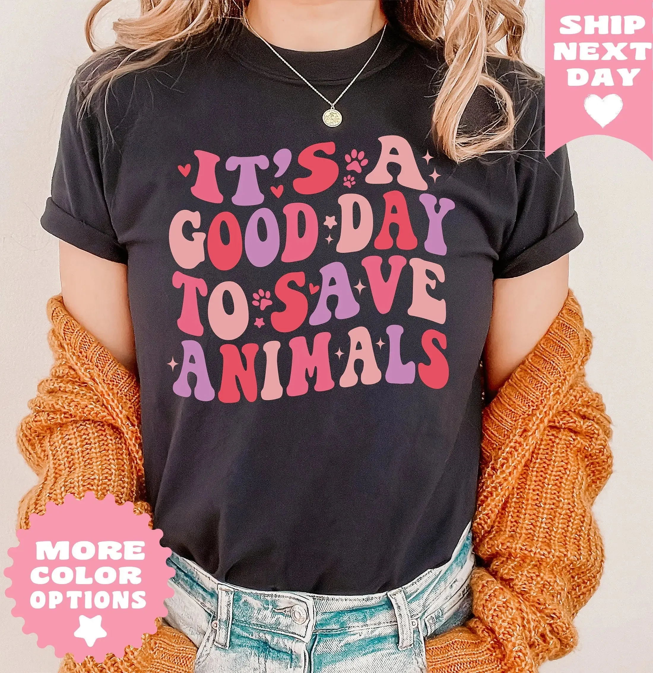 It’s A Good Day To Save Animals T Shirt, Vet Tech Shirt, Vet School Gifts, Gift For Veterinarian, Dog Lover, Cat Lover, Dog Paw